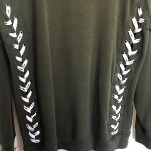 PINK olive green crew shirt